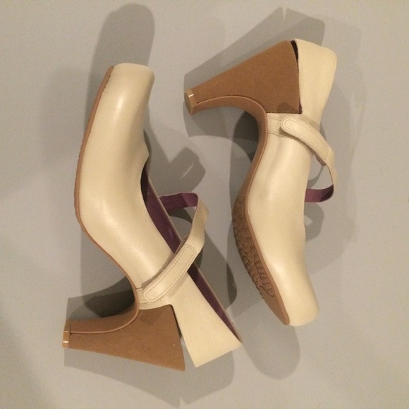 Tsubo heels new size 10 leather