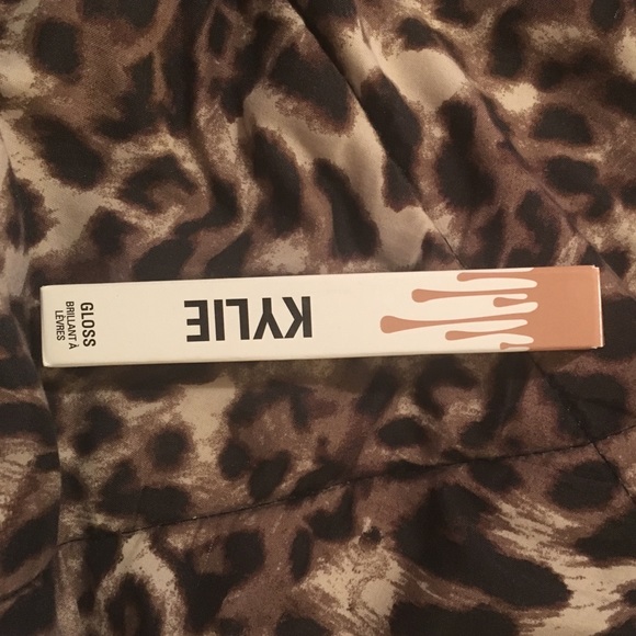 Kylie lip gloss