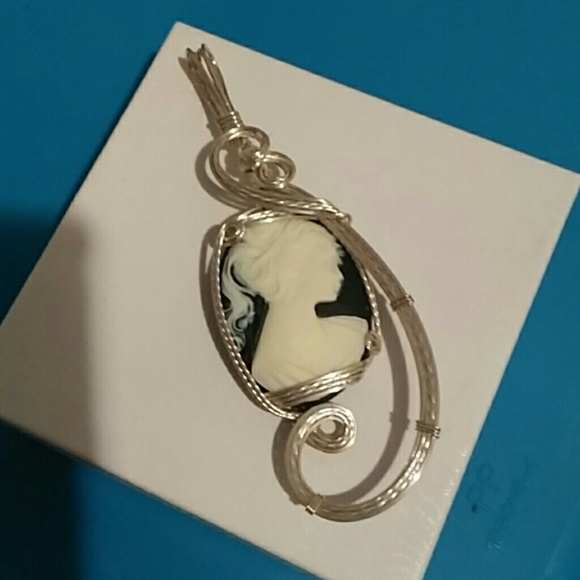 SILVER PENDANT