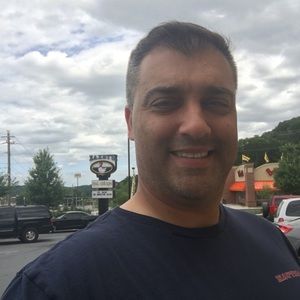 Meet your Posher, Sal