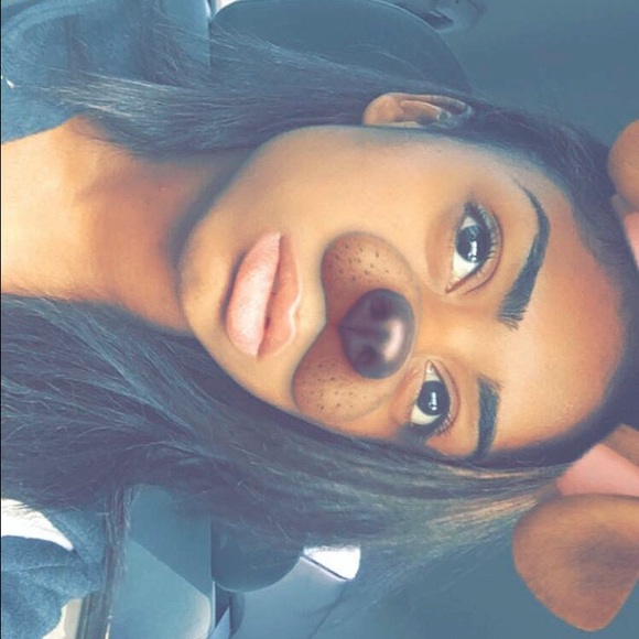 Meet your Posher, Tyja - Picture 2 of 2