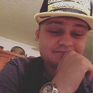 Meet your Posher, Dakota