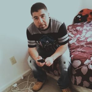 Meet your Posher, Hernandez