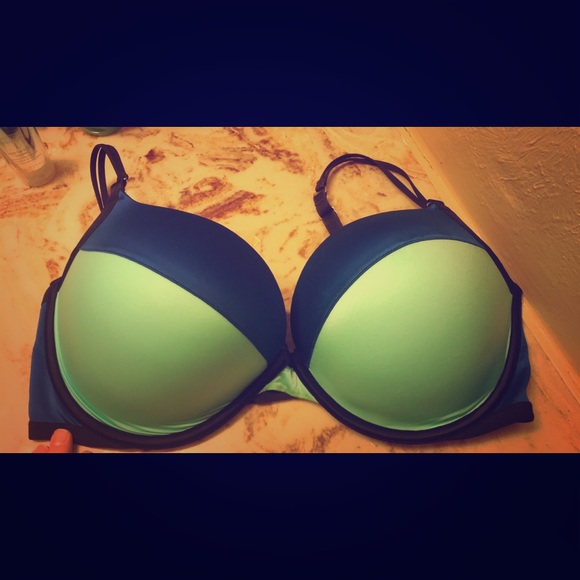 PINK Victoria's Secret Other - Victoria's Secret very sexy push up bra