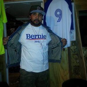 Meet your Posher, Bee