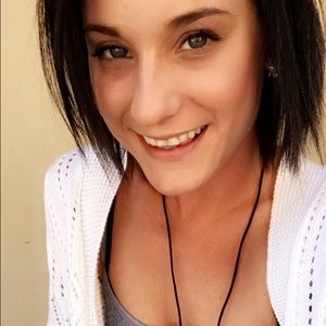 Meet your Posher, Jade