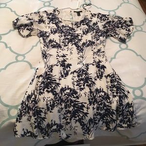 Forever 21 blue and white floral dress