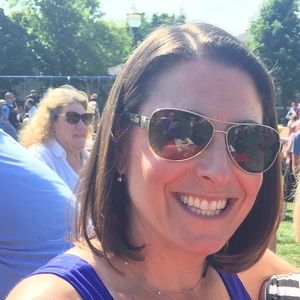 Meet your Posher, Karee