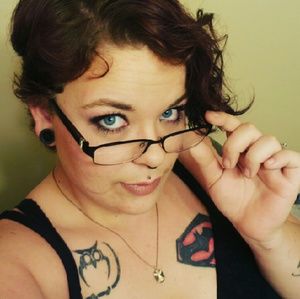 Meet your Posher, Jamie