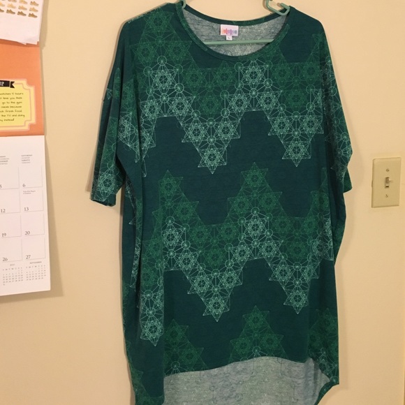 L Green Geometric-print LuLaRoe Irma