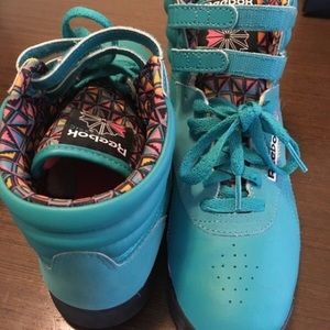 Never Worn Teal Reebok Classics Women's Size 7.5