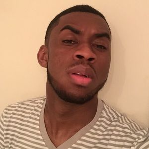 Meet your Posher, Corey