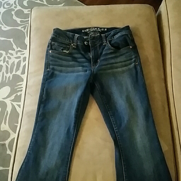 AE Size 6 Jeans- RESERVED!