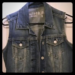 Gap 1969 vest