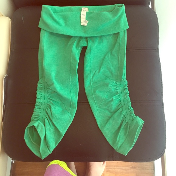 Bright green lulu in the flow lime green