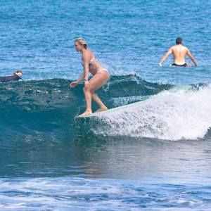 Meet your Posher, Eva