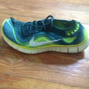 Nike free 5.0 fly knit