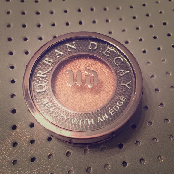 UD Eyeshadow MELT