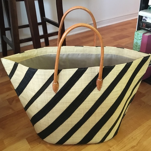 Handbags - Extra Large Tote with drawstring top.