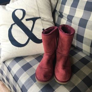 😻 SALE! Limited Edition Sangria Short Ugg Boots😻