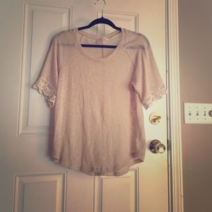 Short sleeve cream colored priceless shirt!!❤️