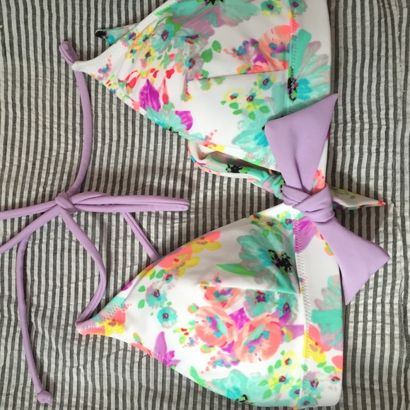 Never been worn halter bathing suit top