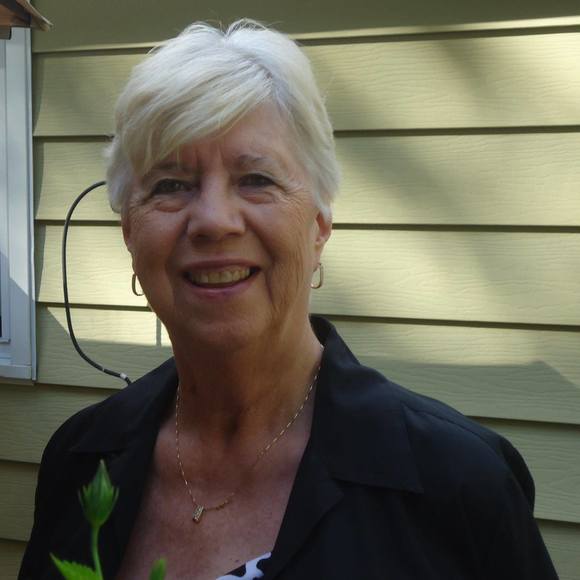 Meet your Posher, Charlotte - Picture 1 of 1