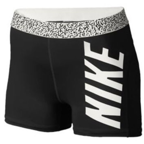 Leopard Nike Pro