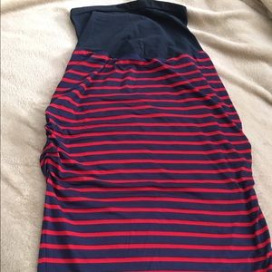 A Pea In The Pod maternity skirt