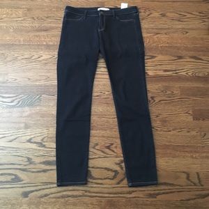 Holister stretchy jeans