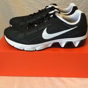 nike air max boldspeed