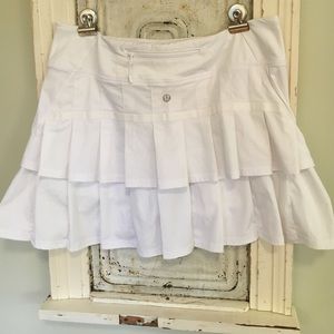 👟⏱👟FLASH SALE👟⏱👟 lululemon athletica Skirt