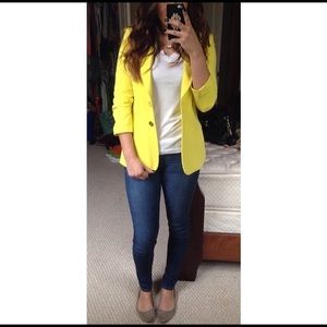 Gianni Bini Yellow Blazer