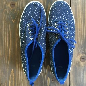 Super cute polka dot shoes from Gap.