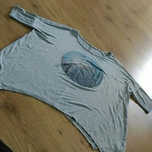 Nice Summer Top with Flowers in the Middle