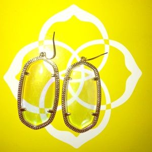 Kendra Scott Earrings!