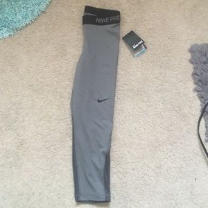 Nike pro leggings new