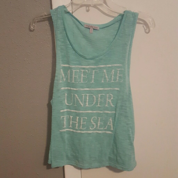 Crop Muscle Tank