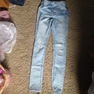 Hollister High Waisted Acid Wash Jeans 00