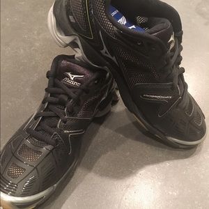 Mizuno Women's Volleyball Shoes