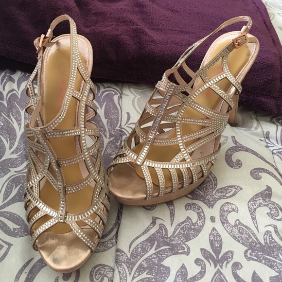 Vince Camuto heels