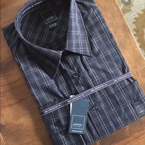 Men's. Blue short sleeve shirt