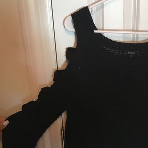 Open strap sleeve oversized sweater