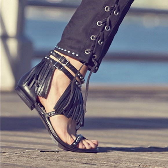 Saint Laurent Shoes - 🎉HP🎉 Saint Laurent studded fringe sandal