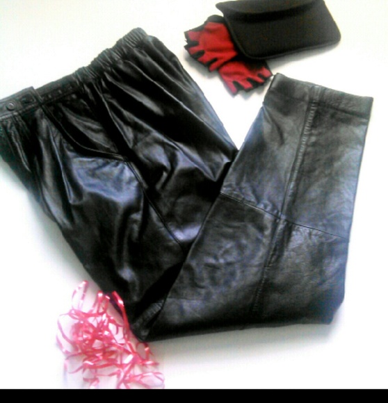 Pants - 🏆HP 👇PRICE DROP 👇 EVERYTHING PLUS LEATHER PANTS