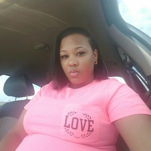 Meet your Posher, Myeisha