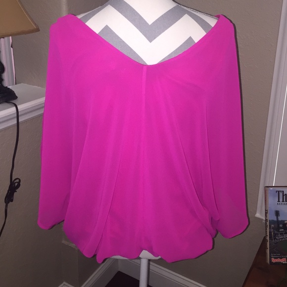 Express Blouse - Picture 2 of 4