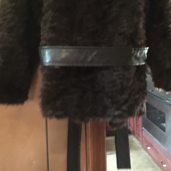 Faux Fur Topper. - Picture 4 of 4