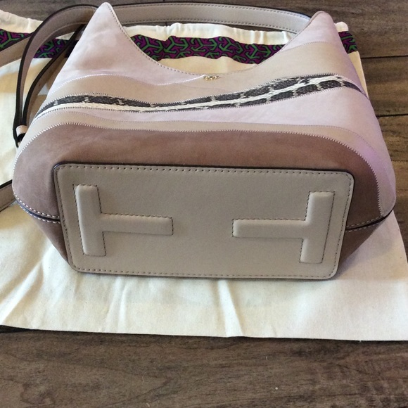 Tory Burch Landscape Patchwork Small Hobo - Picture 2 of 4