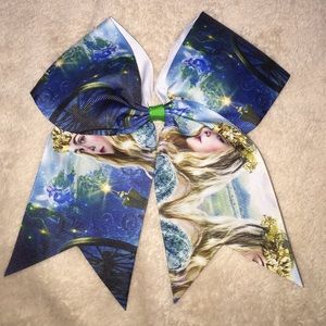 a Cinderella cheer bow